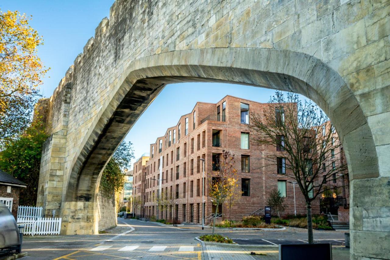 Apartmán Twenty Seven Hq York Exteriér fotografie